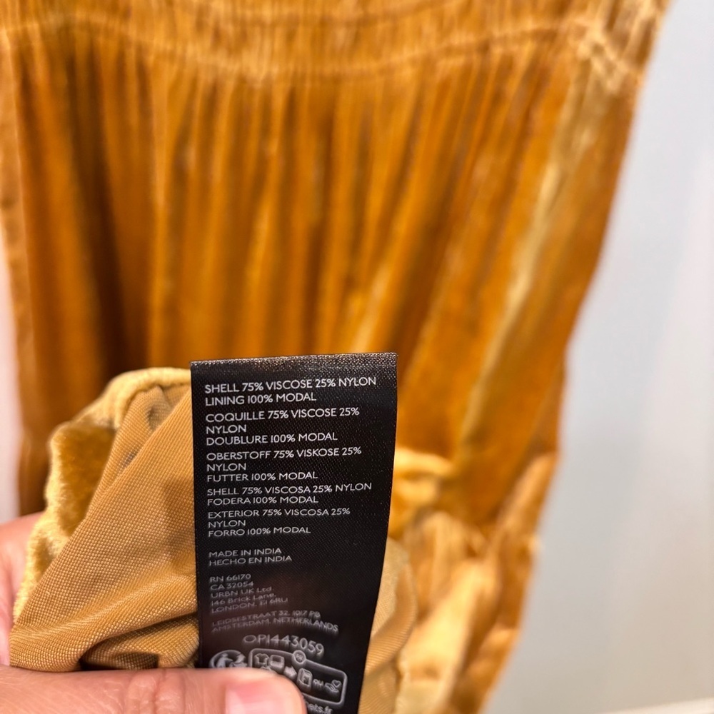 Anthropologie Somerset Velvet Edition Tiered Gold Maxi Dress Women’s 1X - Picture 14 of 15